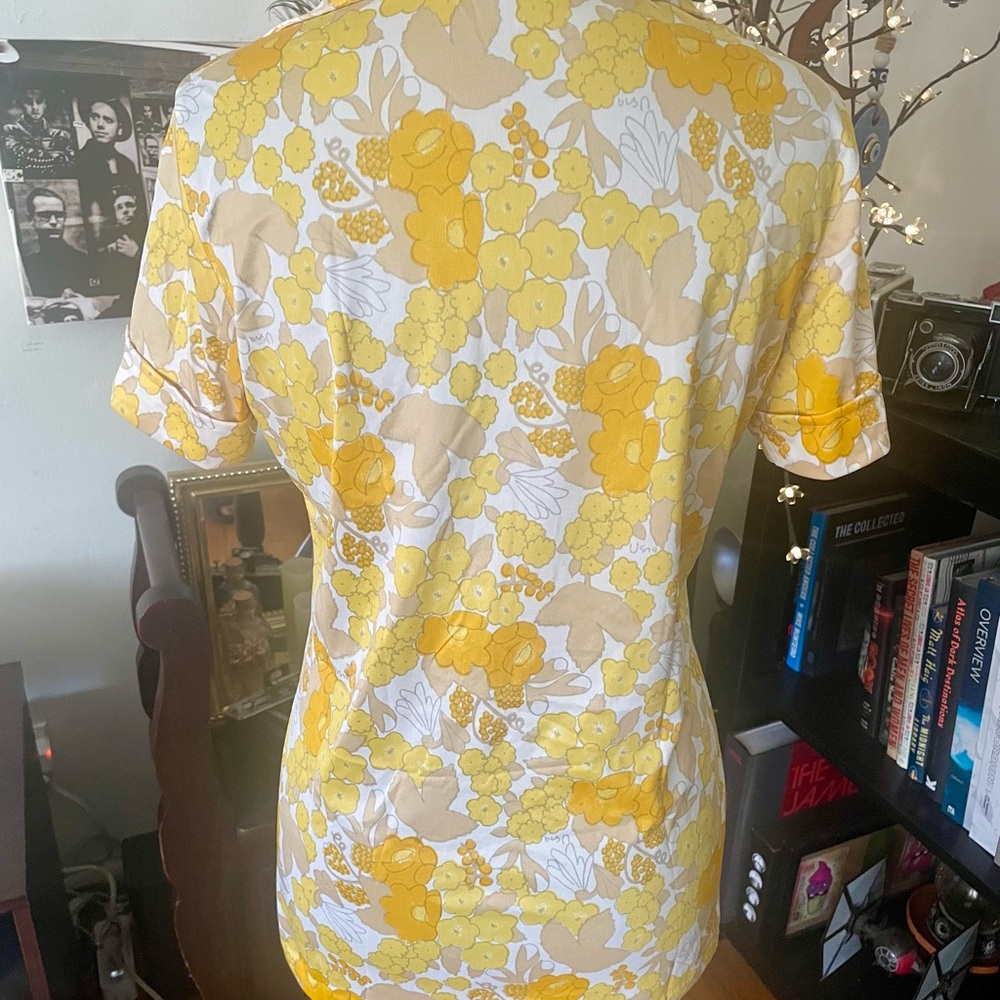 Vintage Vera 60’s 70’s buttery soft Button down Shirt size S/M - Picture 3 of 11